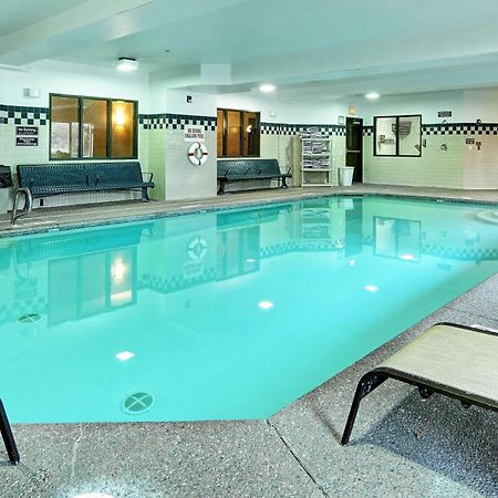 Phoenix Inn Suites 올버니 외부 사진