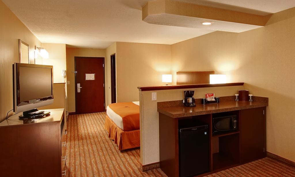 Phoenix Inn Suites 올버니 외부 사진