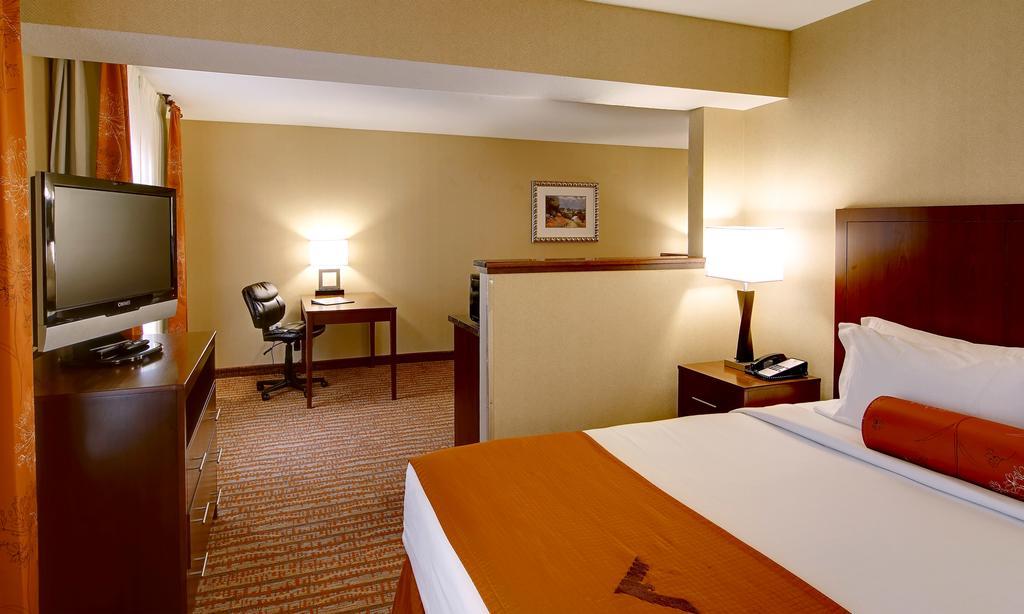 Phoenix Inn Suites 올버니 외부 사진