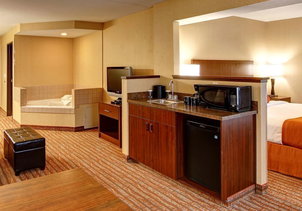 Phoenix Inn Suites 올버니 외부 사진
